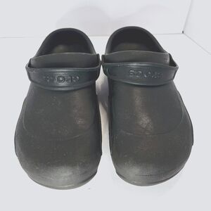 Men’s Oll Slip Resistant Non Marking Bistro Crocs size 13